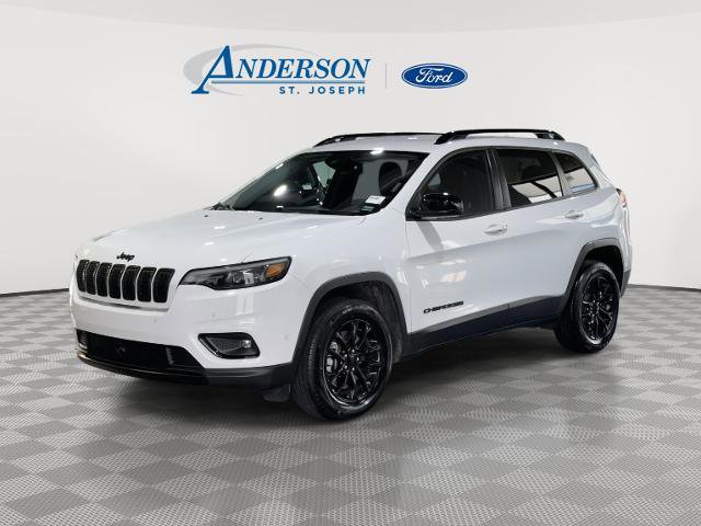 Used 2023 Jeep Cherokee Altitude Lux