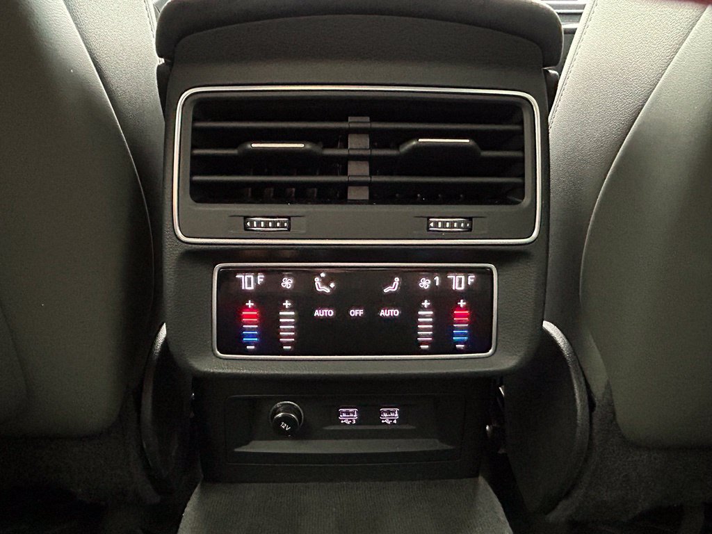 Used 2020 Audi Q8 Premium Plus AWD/4WD image 36
