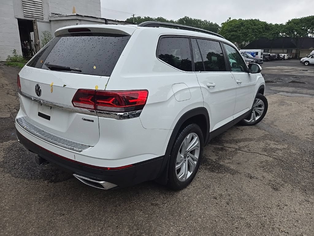 Used 2023 Volkswagen Atlas SE AWD/4WD image 4
