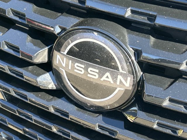 Used 2022 Nissan Kicks SR FWD image 10