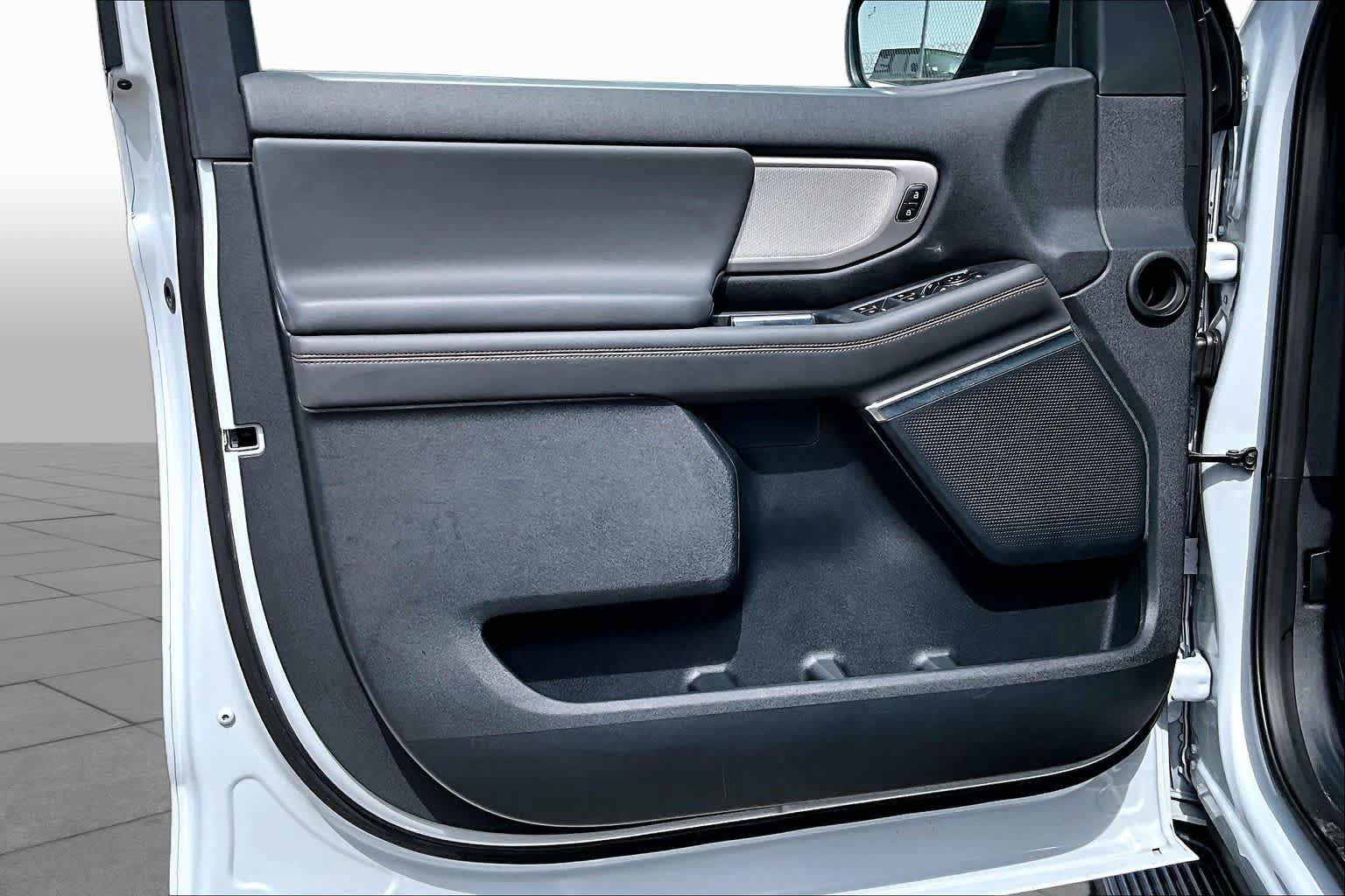 Certified 2025 Ford Expedition Active RWD image 22