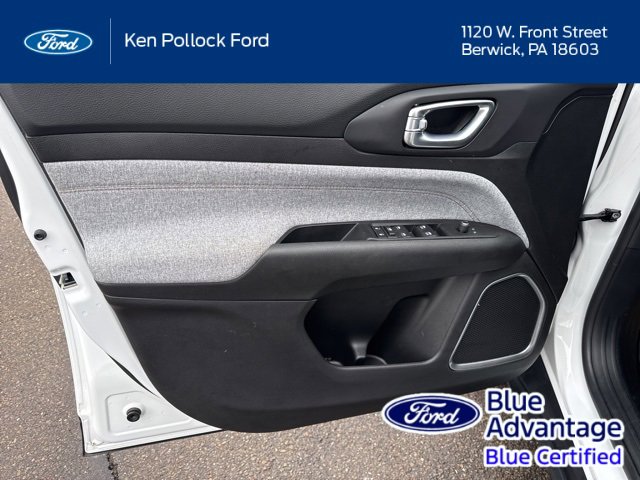 Used 2022 Jeep Compass Latitude image 14