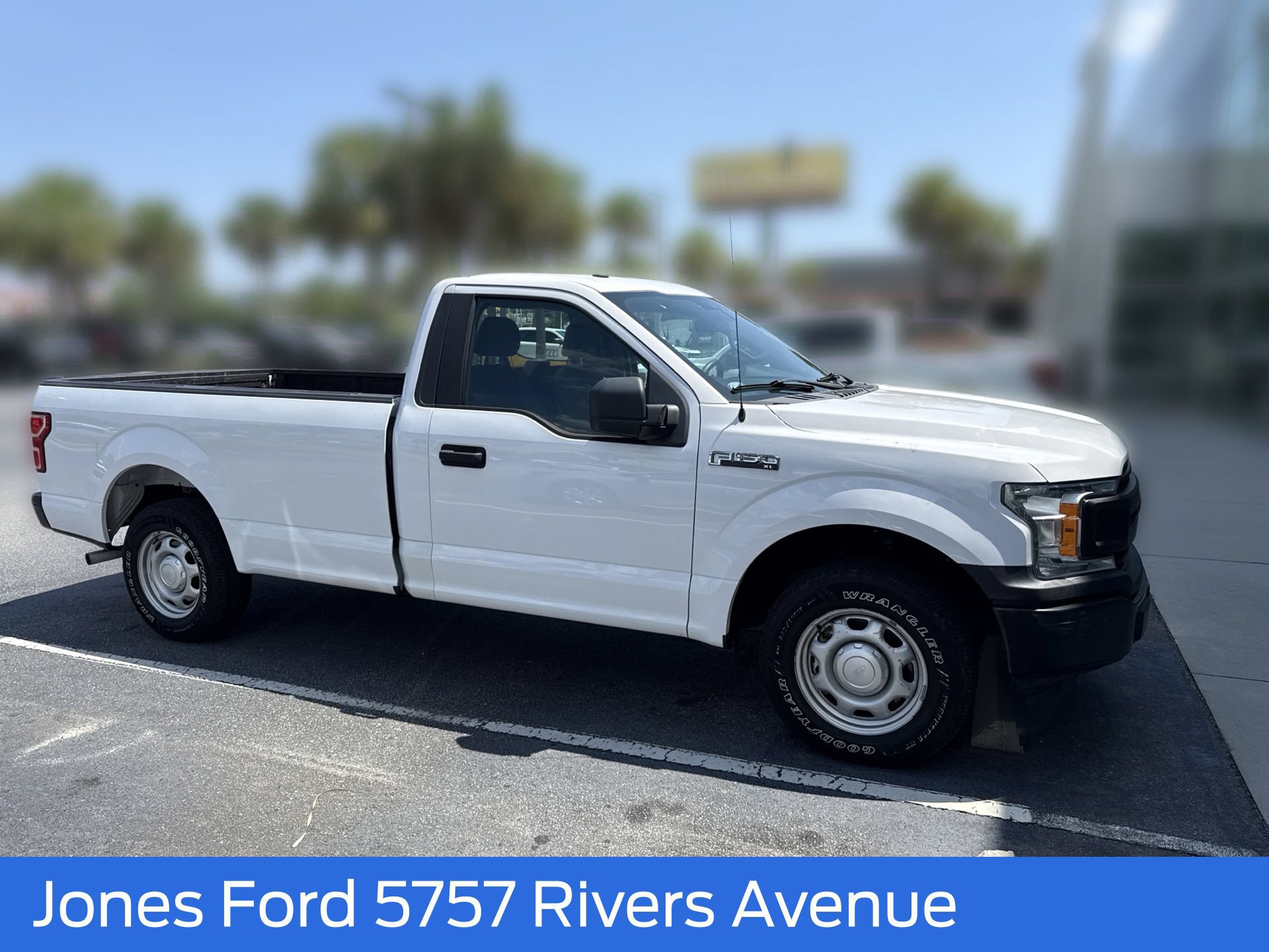 Certified 2019 Ford F150 XL w/ Trailer Tow Package RWD image 3