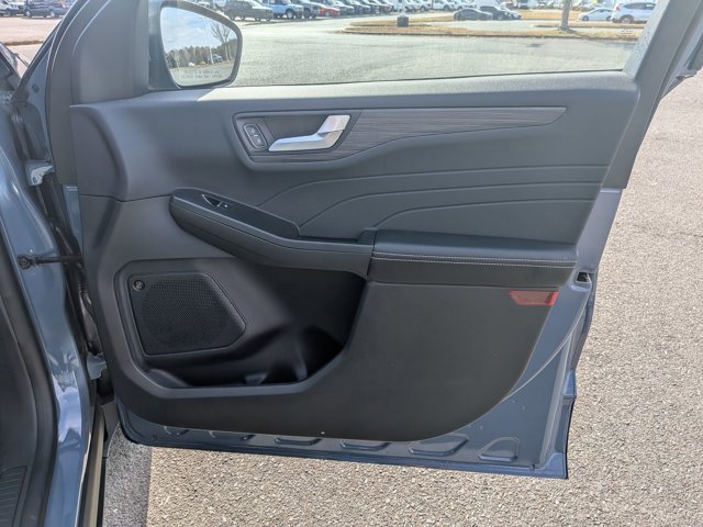 Certified 2024 Ford Escape SE w/ PHEV Premium Package image 34