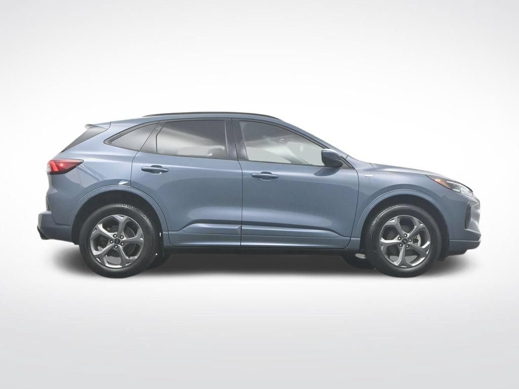 Certified 2023 Ford Escape ST-Line Select AWD/4WD image 47