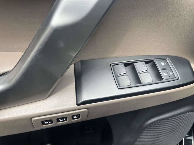 Used 2023 Lexus GX 460 Premium w/ Premium Package AWD/4WD image 18