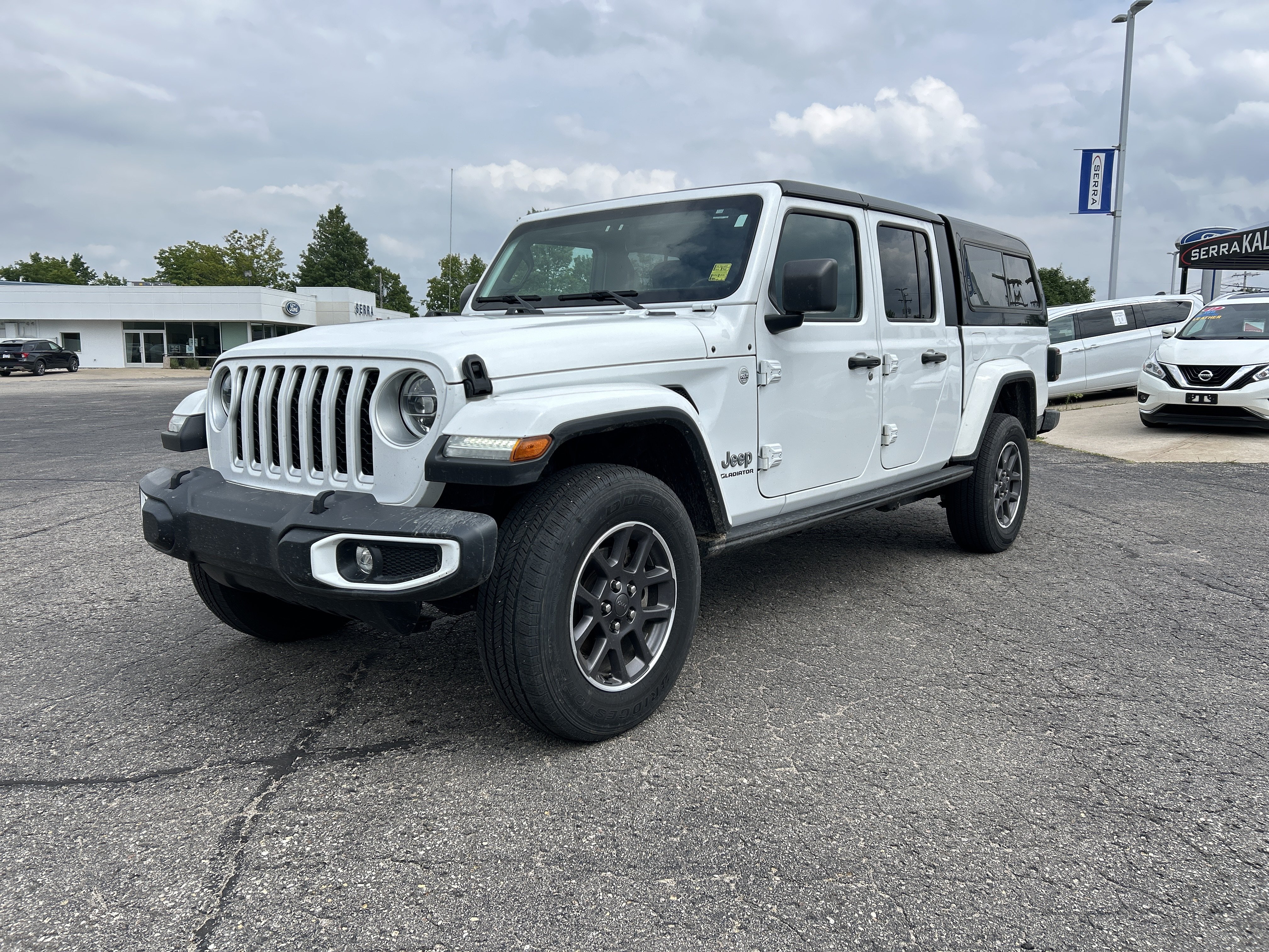 Used 2022 Jeep Gladiator Overland w/ Popular Equipment Package AWD/4WD image 8