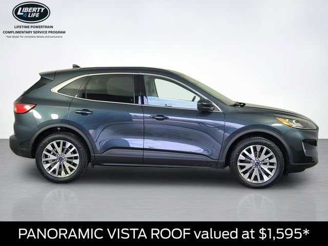 Certified 2022 Ford Escape Titanium w/ Class II Trailer Tow Package AWD/4WD video 2
