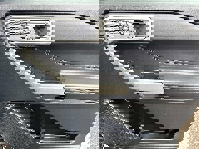 Certified 2024 Ford Explorer Limited image 25