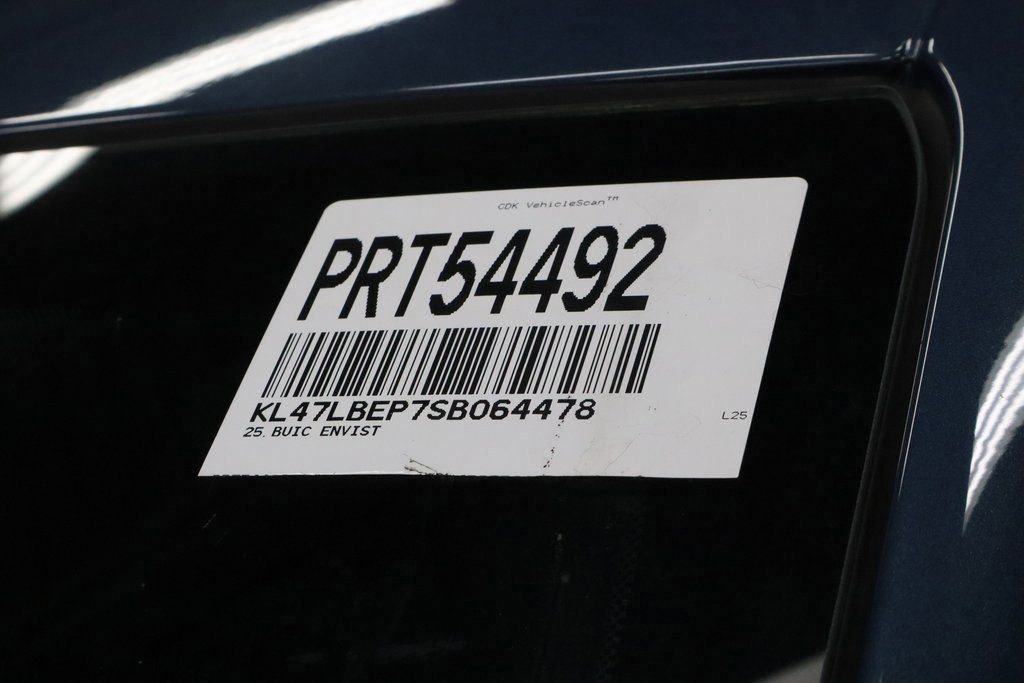 Used 2025 Buick Envista Sport Touring image 31