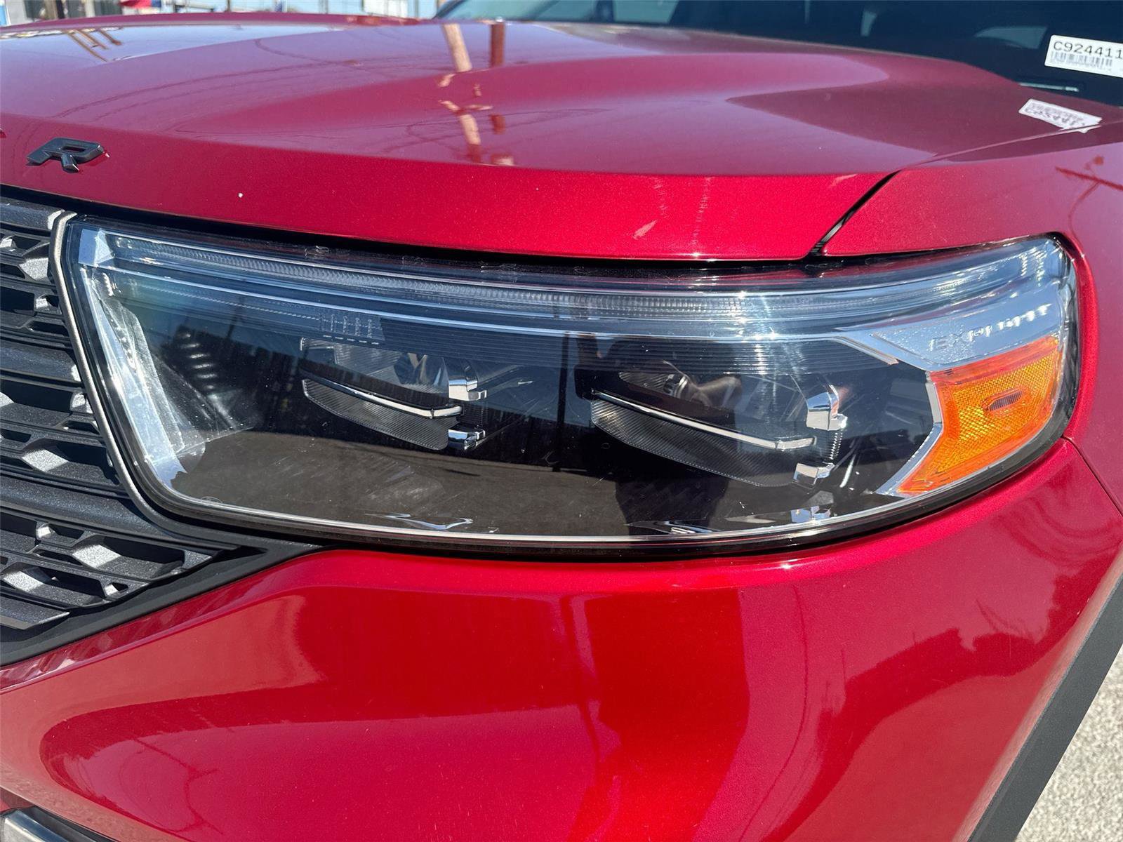 Certified 2024 Ford Explorer XLT w/ Equipment Group 202A image 33