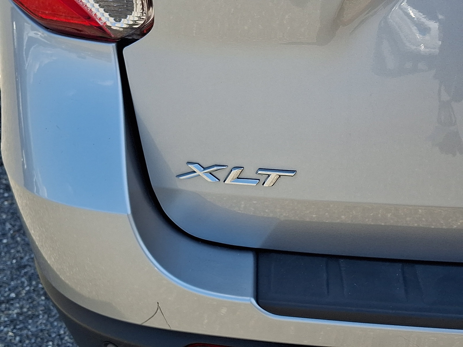 Certified 2024 Ford Explorer XLT AWD/4WD image 33