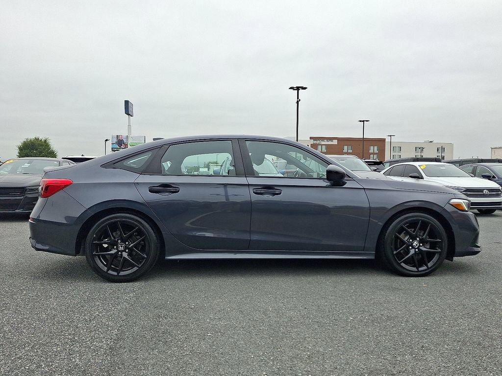 Used 2022 Honda Civic Sport image 5