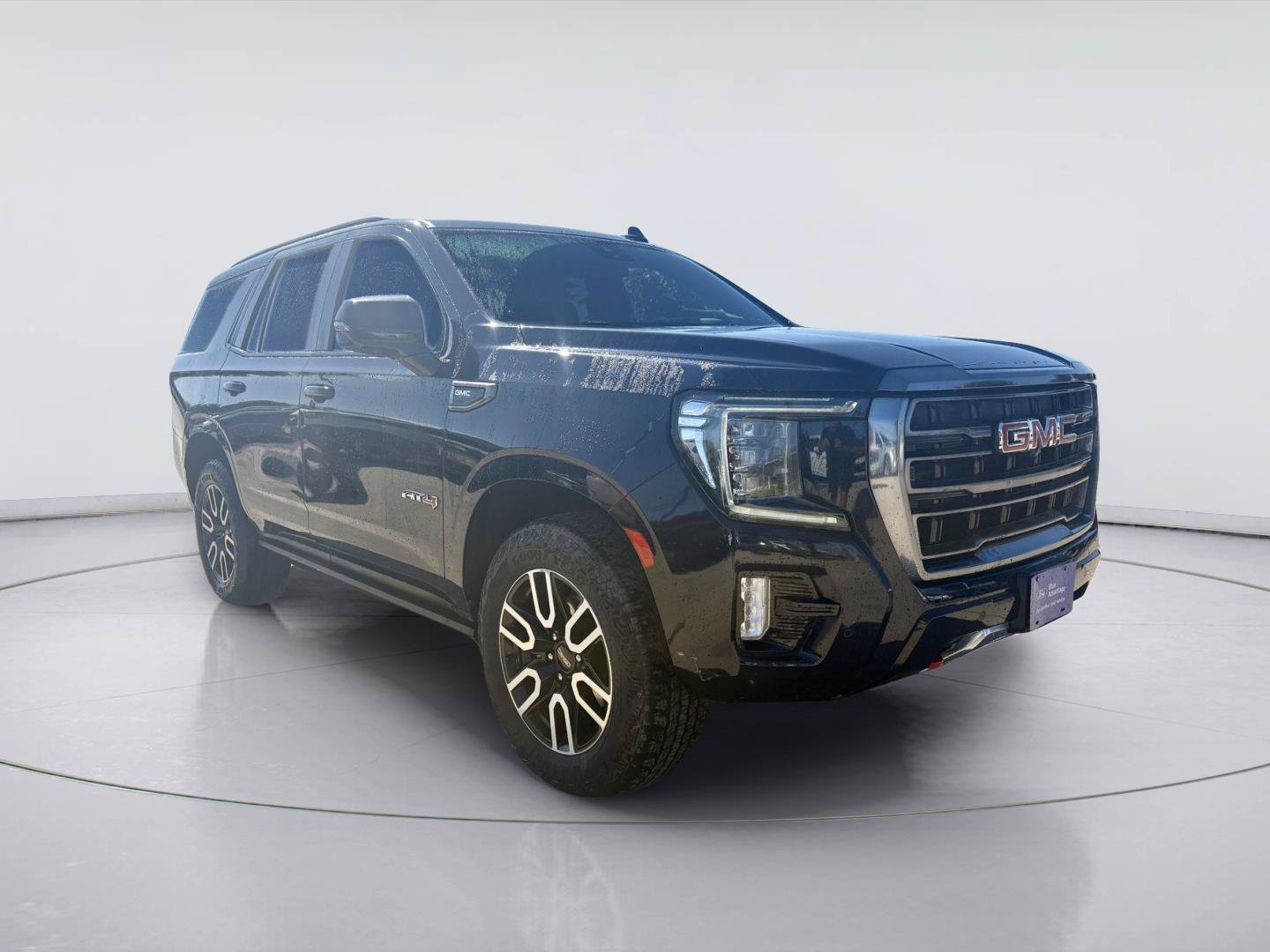 Used 2024 GMC Yukon AT4 w/ AT4 Premium Package AWD/4WD image 1