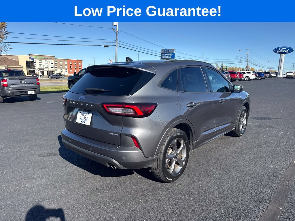 Certified 2023 Ford Escape ST-Line Select w/ Tech Pack #1 AWD/4WD image 8
