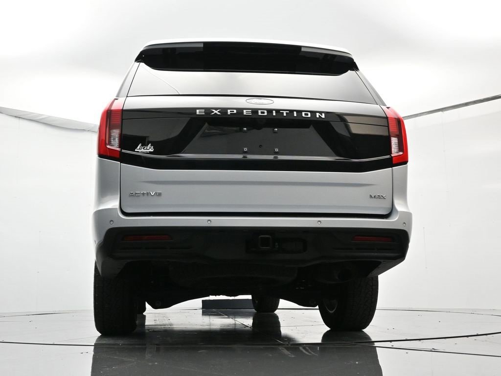 Certified 2025 Ford Expedition Max Active image 12