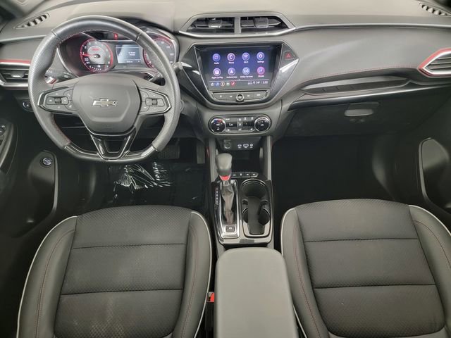 Used 2023 Chevrolet TrailBlazer RS w/ Sun and Liftgate Package FWD image 21