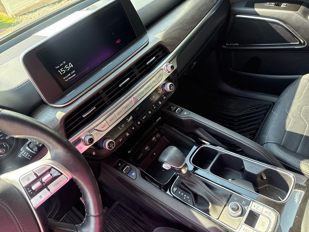 Used 2022 Kia Telluride SX w/ SX Prestige Package AWD/4WD image 19