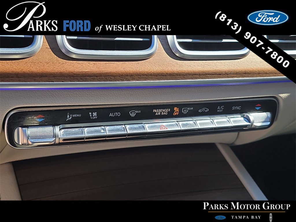 Used 2024 Mercedes-Benz GLS 450 4MATIC image 27