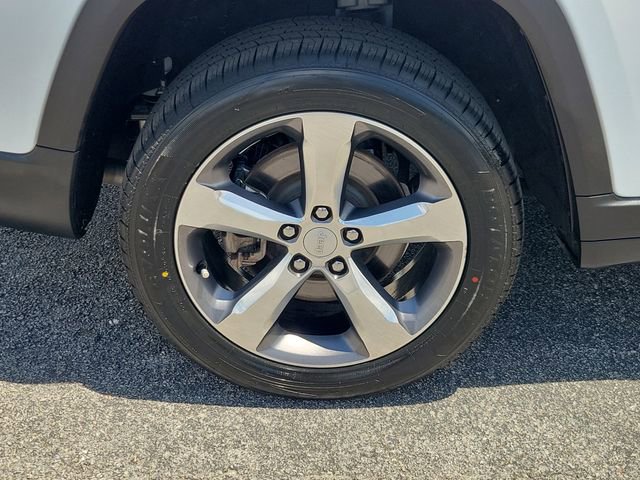 Used 2021 Jeep Grand Cherokee L Limited RWD image 6