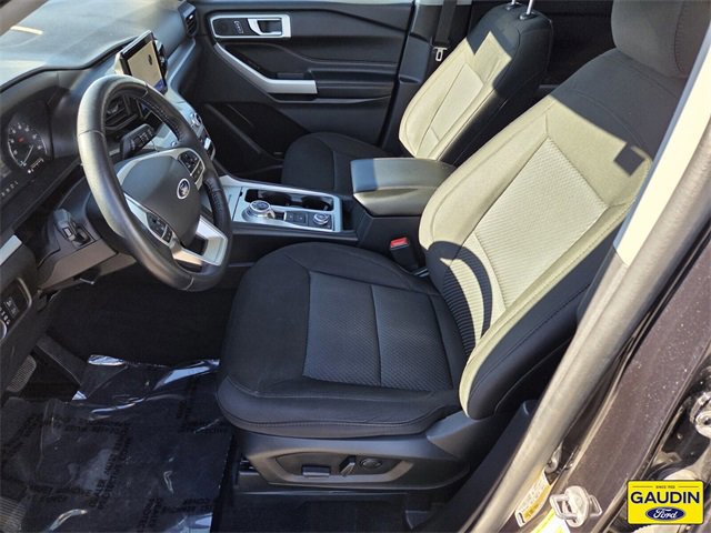 Certified 2022 Ford Explorer XLT w/ Class IV Trailer Tow Package image 11