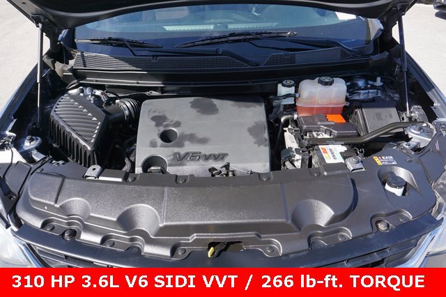 Used 2021 Chevrolet Traverse LS image 13