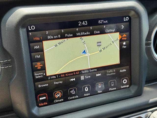 Used 2020 Jeep Gladiator Overland AWD/4WD image 19