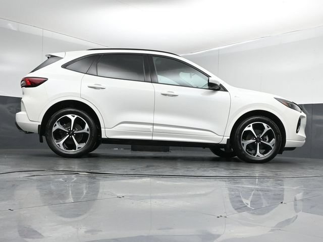 Certified 2023 Ford Escape ST-Line Elite w/ Class II Trailer Tow Package AWD/4WD image 45