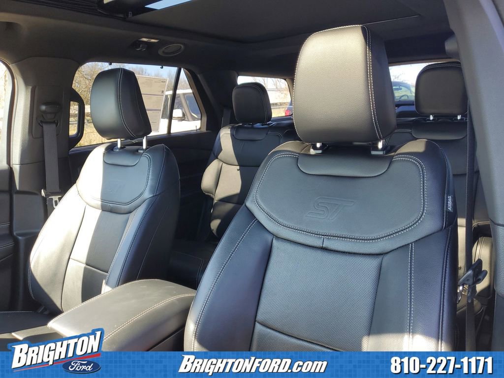 Certified 2021 Ford Explorer ST w/ Equipment Group 401A AWD/4WD image 11