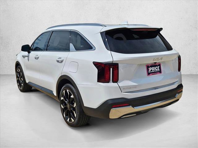 Used 2024 Kia Sorento EX w/ Panoramic Sunroof Package FWD image 8