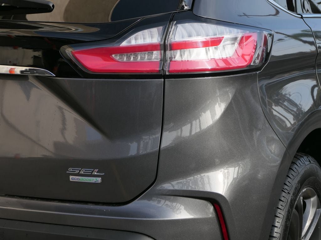 Certified 2020 Ford Edge SEL FWD image 5