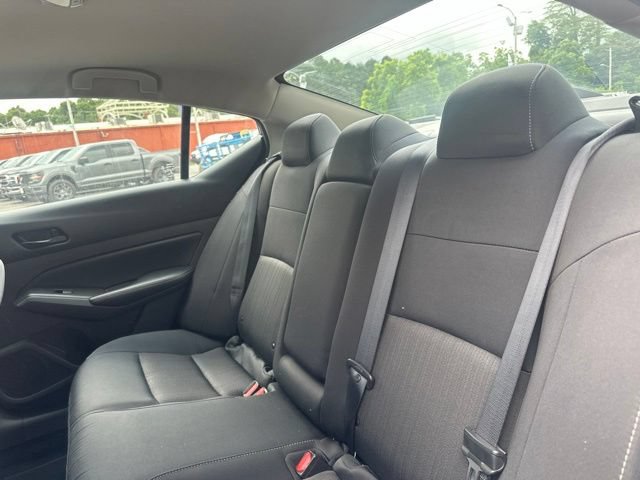 Used 2024 Nissan Altima 2.5 SV FWD image 11