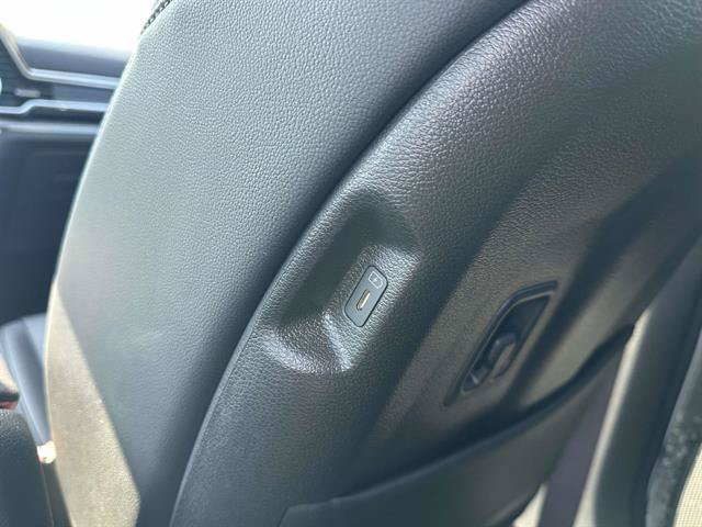 Used 2023 Kia Sportage EX AWD/4WD image 7