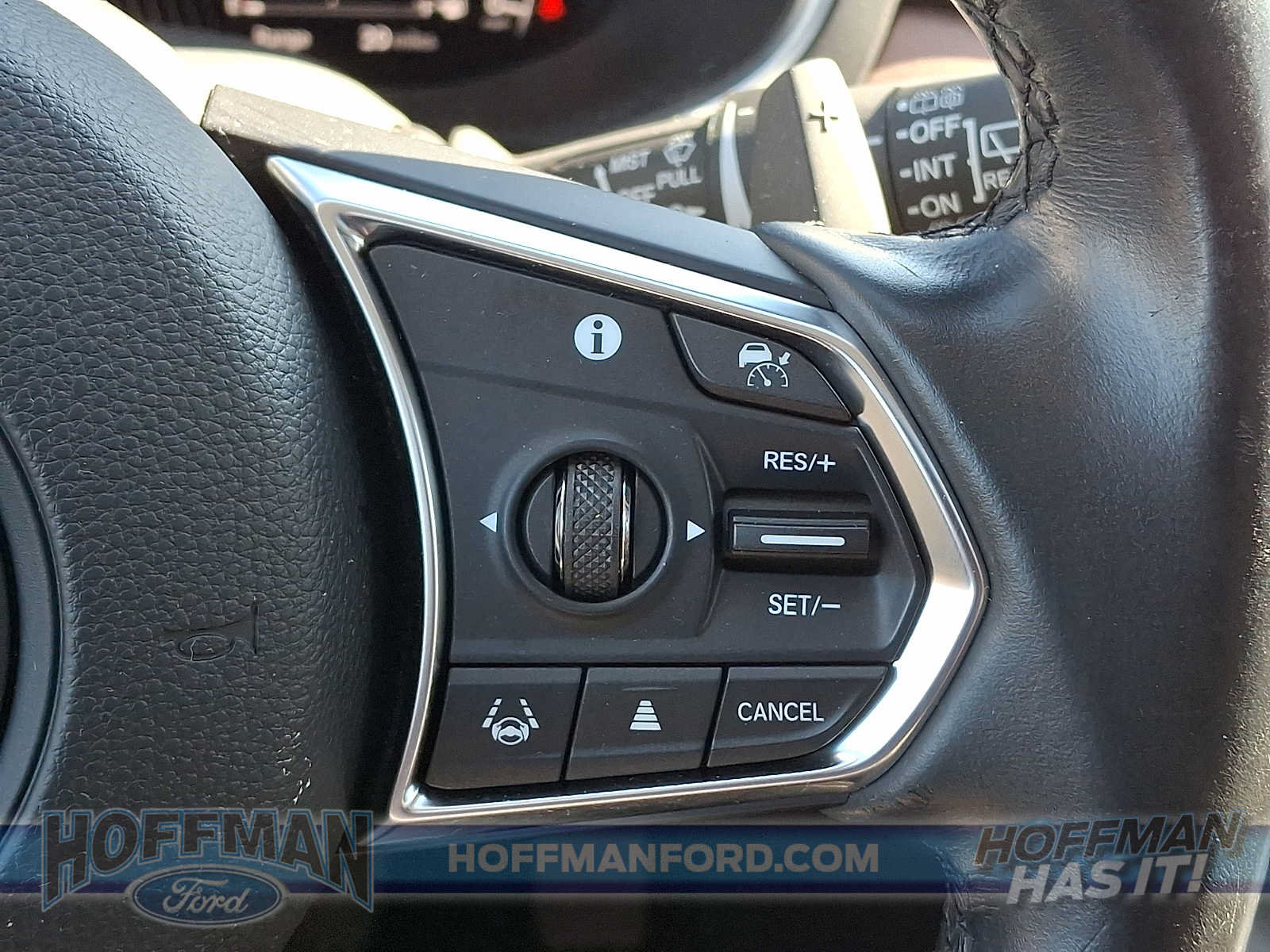 Used 2022 Acura MDX w/ Technology Package AWD/4WD image 23