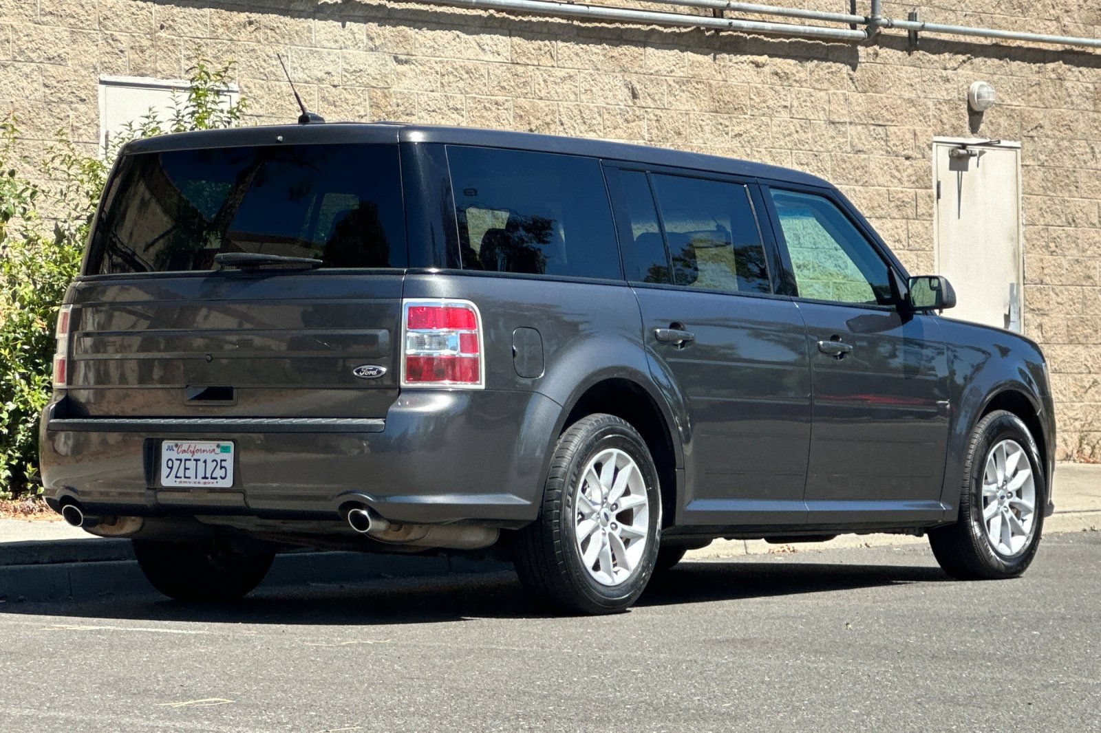 Certified 2017 Ford Flex SE FWD image 3
