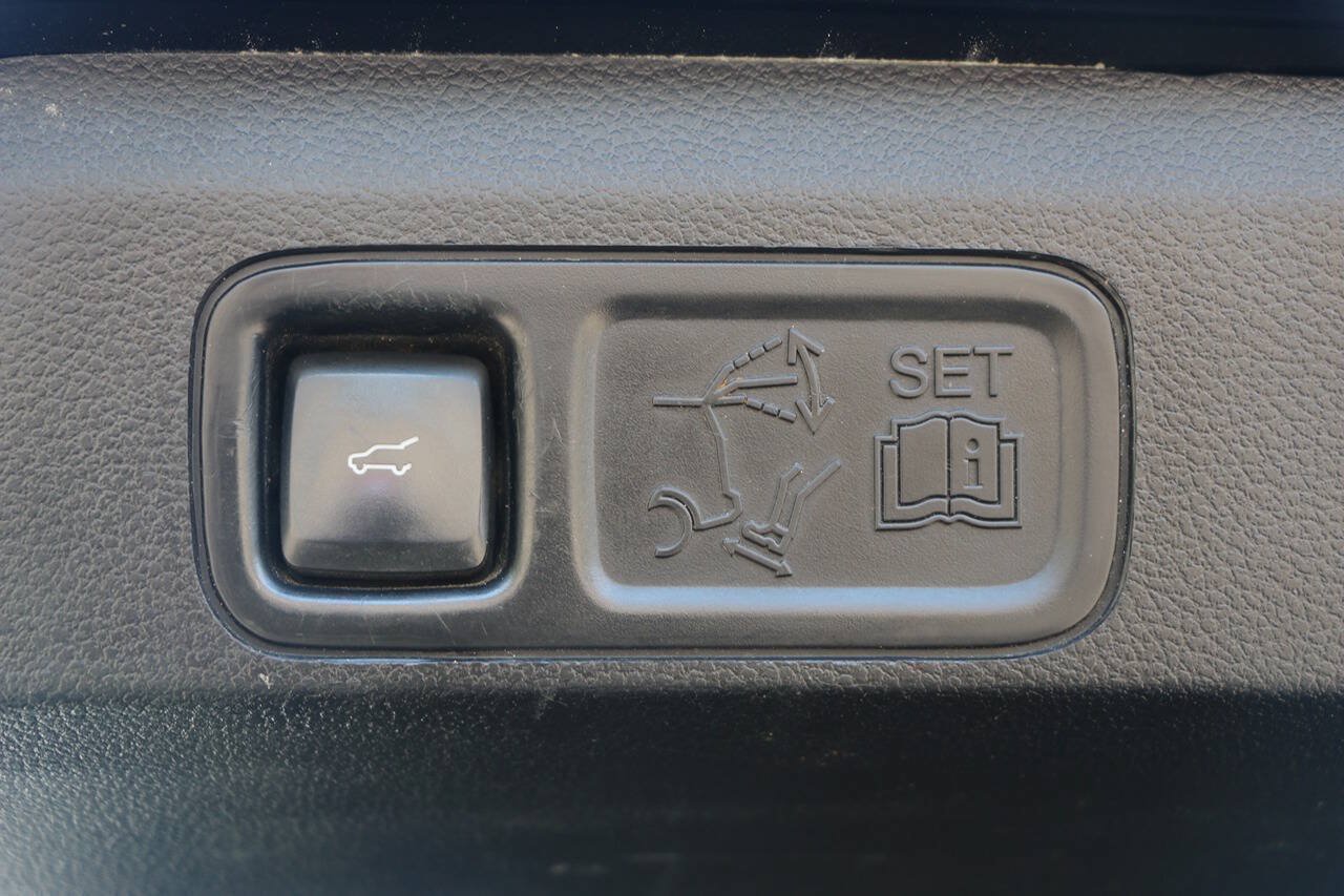 Certified 2020 Ford Expedition Max Limited w/ Special Edition Package AWD/4WD image 13