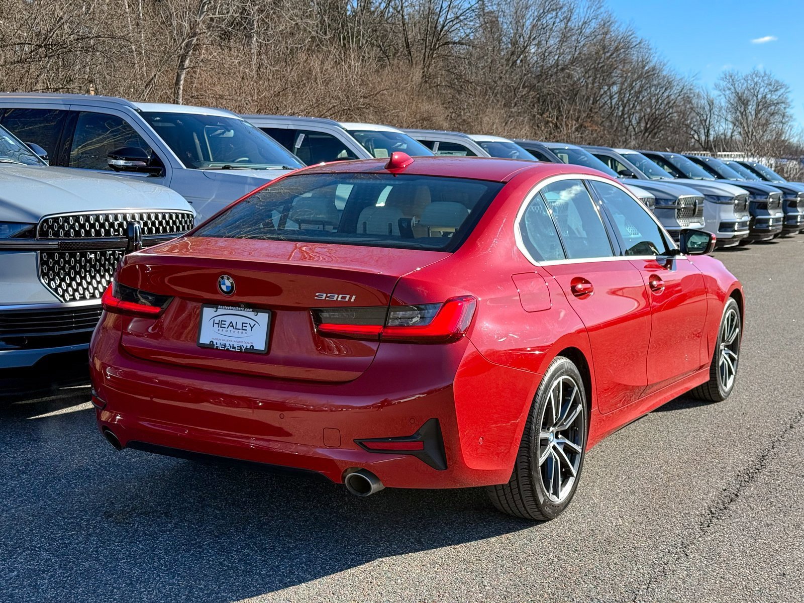 Used 2021 BMW 330i Sedan image 4