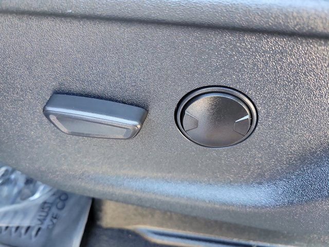 Certified 2025 Ford F450 XLT w/ 360-Degree Camera Package image 24