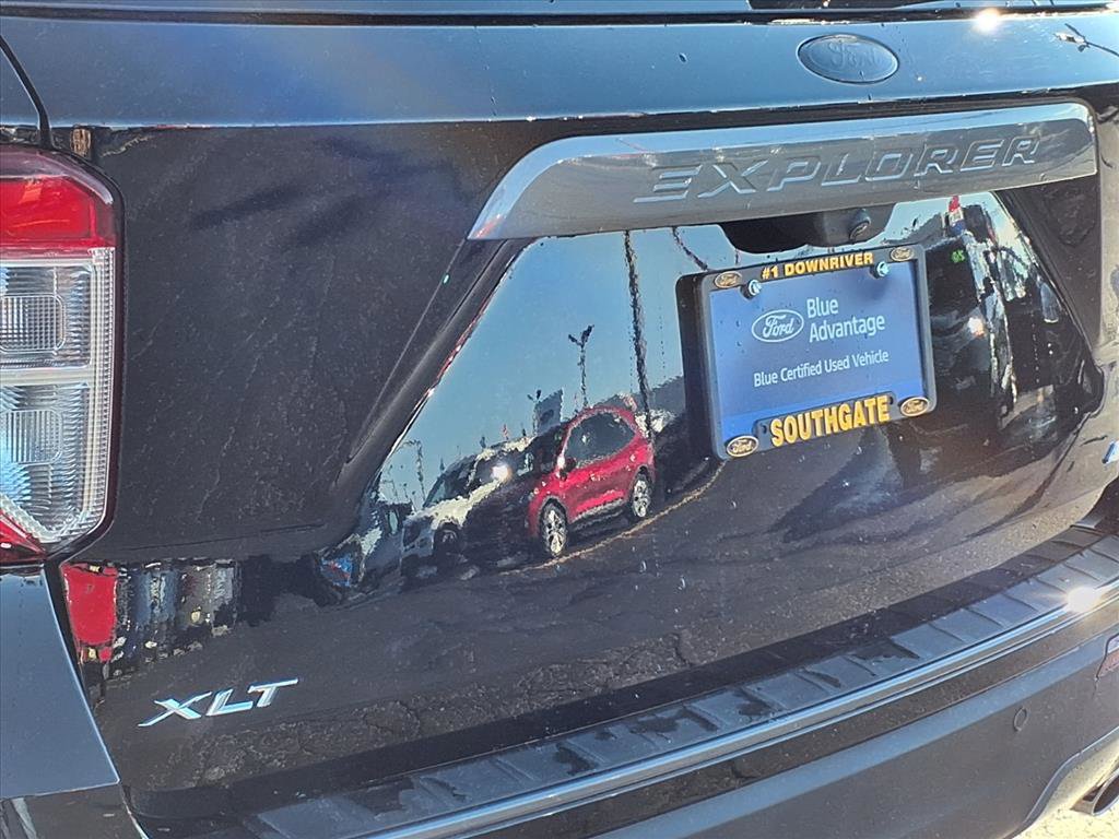 Certified 2023 Ford Explorer XLT w/ Equipment Group 202A image 26