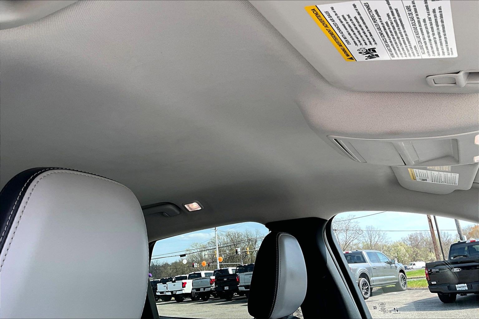 Certified 2025 Ford Escape SE FWD image 22