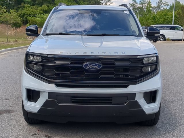 Certified 2025 Ford Expedition Active RWD image 9