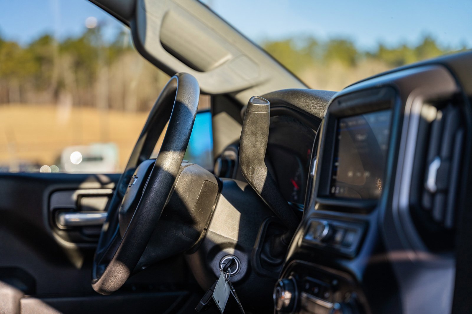 Used 2020 Chevrolet Silverado 1500 Custom w/ Custom Value Package image 32