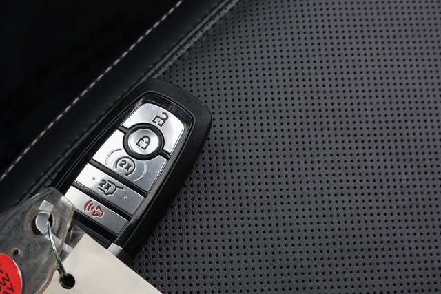 Certified 2025 Ford Expedition Platinum w/ Driver's Package image 38