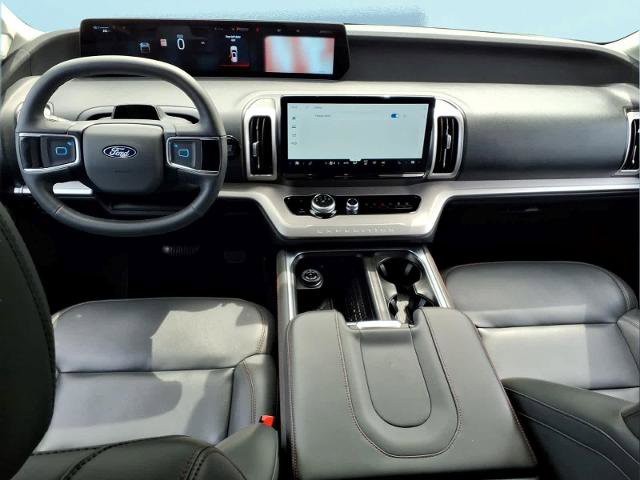 Certified 2025 Ford Expedition Max Active AWD/4WD image 30