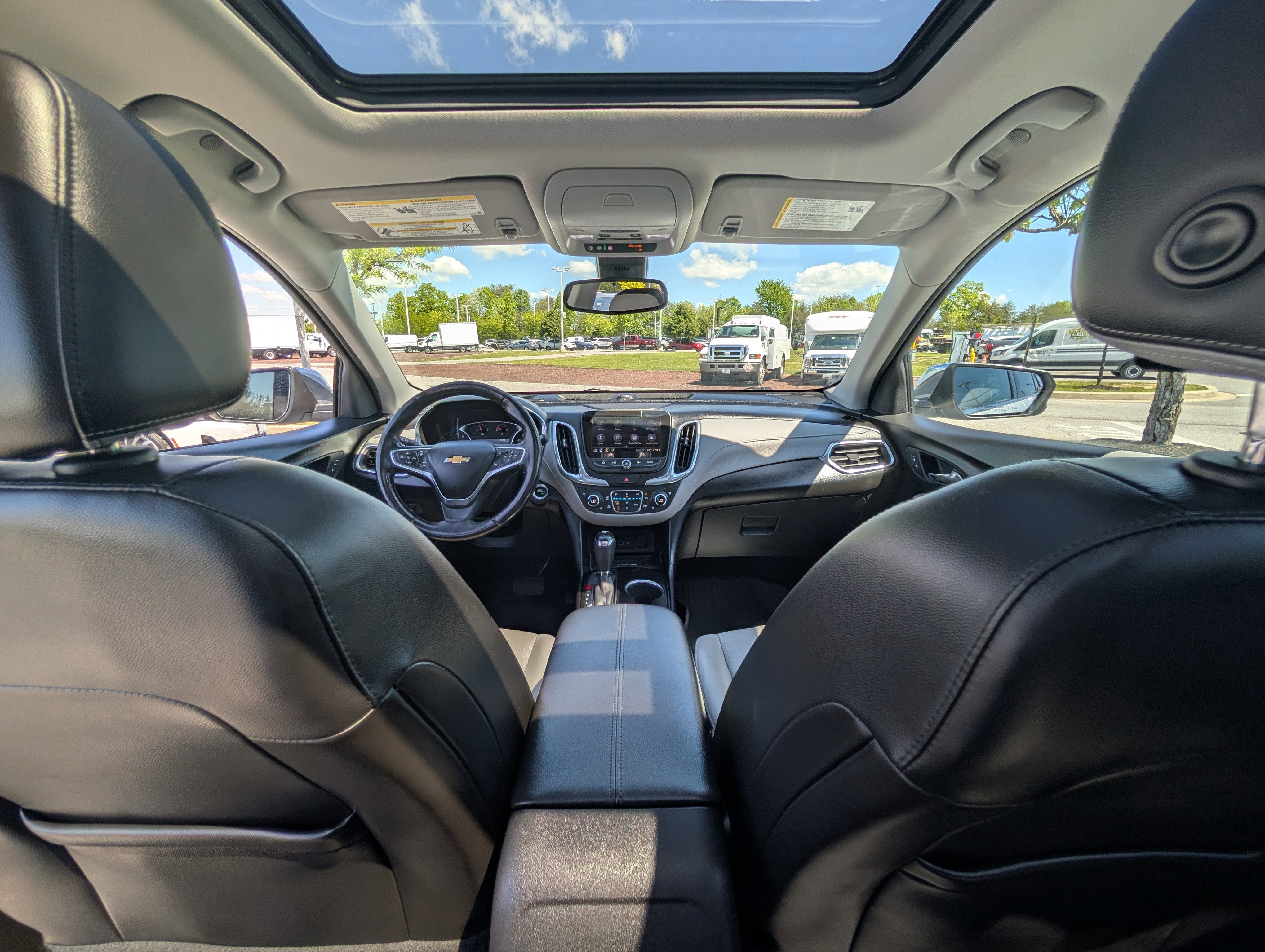 Used 2019 Chevrolet Equinox Premier AWD/4WD image 16