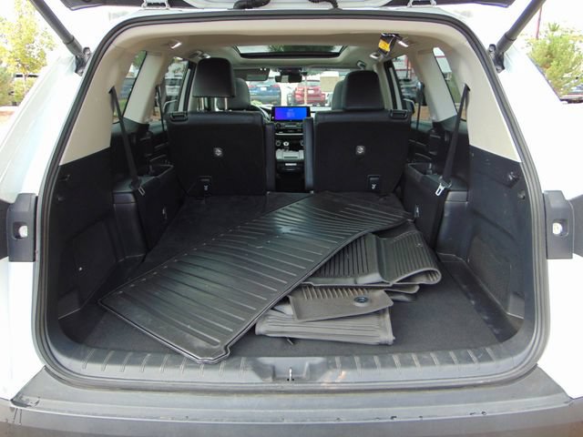 Used 2024 Toyota Grand Highlander AWD image 25