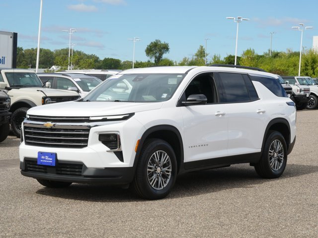 Used 2026 Chevrolet Traverse LT AWD/4WD image 8