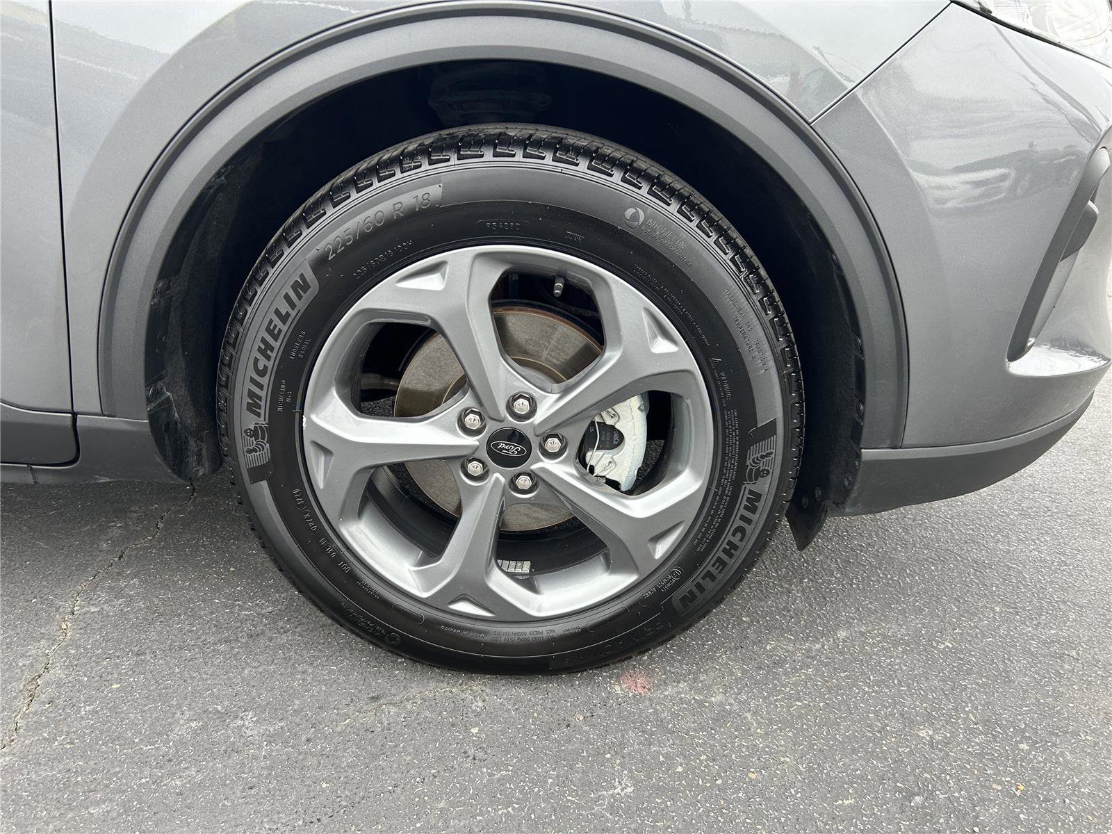 Certified 2025 Ford Escape ST-Line image 9