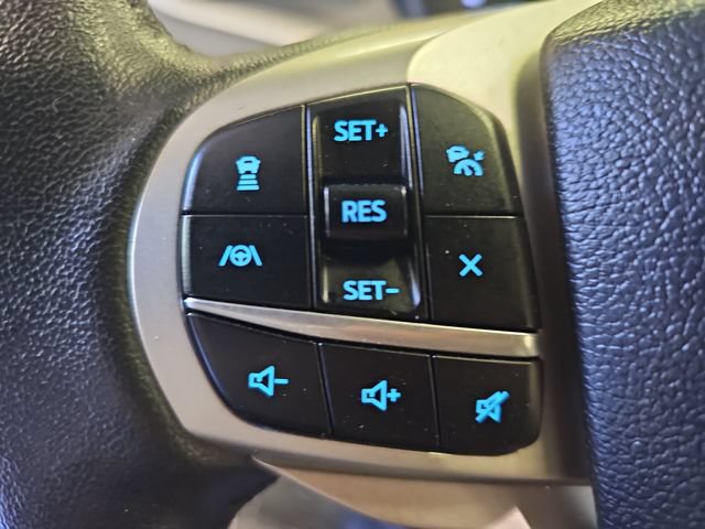Certified 2023 Ford Explorer XLT w/ Equipment Group 202A RWD image 17