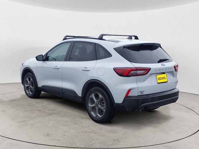Certified 2025 Ford Escape ST-Line w/ Tech Pack #1 AWD/4WD image 3